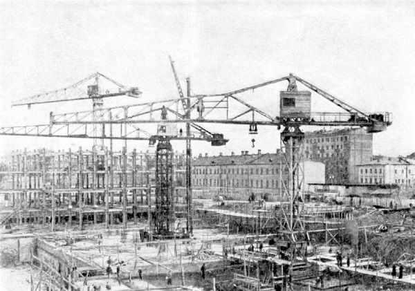 Высотки сталинской Москвы. Наследие эпохи Высотки сталинской Москвы. Наследие эпохи
