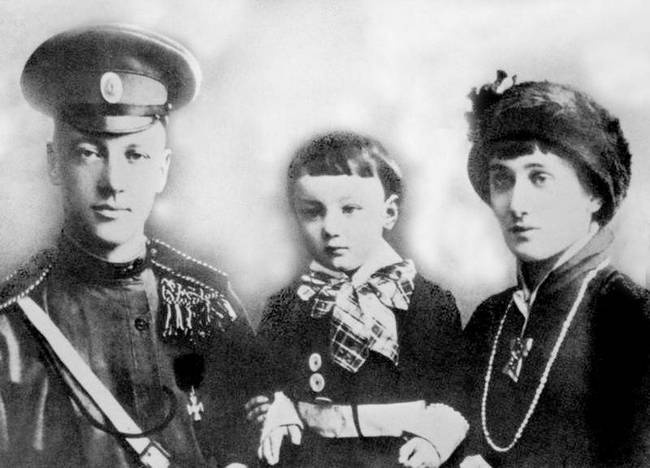 Петербург - 1914 - Петроград. Хронологическая мозаика столичной жизни