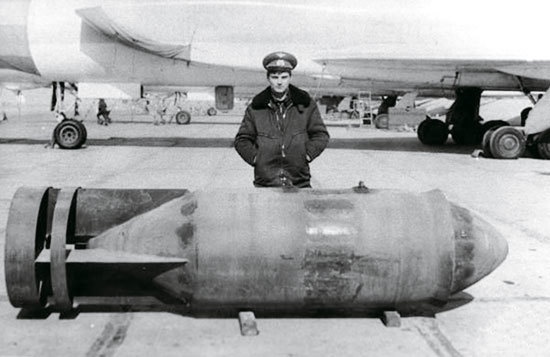 Камуфляж и бортовые эмблемы авиатехники советских ВВС в афганской кампании Камуфляж и бортовые эмблемы авиатехники советских ВВС в афганской кампании