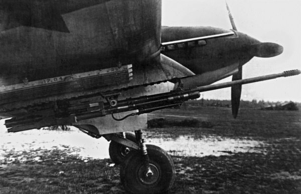 Штурмовики. «Мы взлетали в ад» Штурмовики. «Мы взлетали в ад»