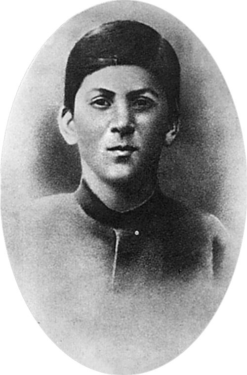 Иосиф Сталин в личинах и масках человека, вождя, ученого Иосиф Сталин в личинах и масках человека, вождя, ученого