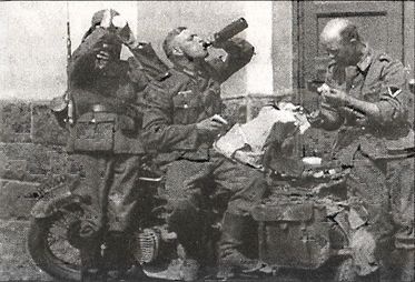 1941 год глазами немцев. Березовые кресты вместо железных 1941 год глазами немцев. Березовые кресты вместо железных