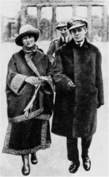 Сергей Есенин. Биография Сергей Есенин. Биография