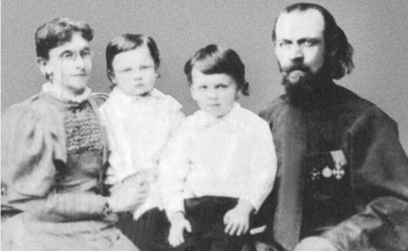Лариса Рейснер Лариса Рейснер