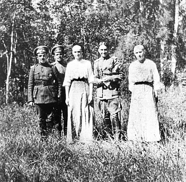Врачи двора его Императорского величества, или Как лечили царскую семью Врачи двора его Императорского величества, или Как лечили царскую семью