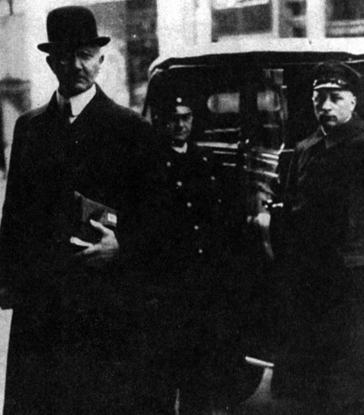 Главный финансист Третьего рейха. Признание старого лиса. 1923-1948 Главный финансист Третьего рейха. Признание старого лиса. 1923-1948