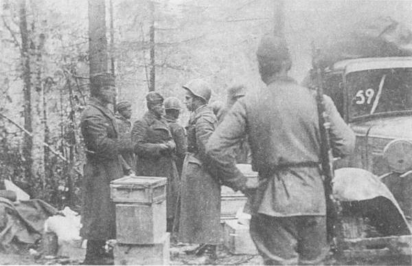 Кровавый плацдарм. 49-я армия в прорыве под Тарусой и боях на реке Угре. 1941-1942 Кровавый плацдарм. 49-я армия в прорыве под Тарусой и боях на реке Угре. 1941-1942