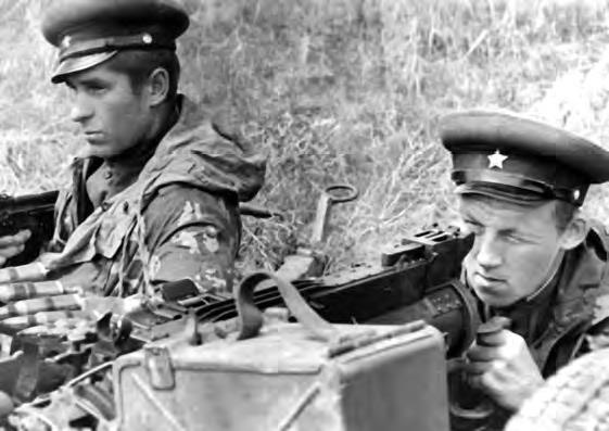 Советско-китайские войны. Пограничники против маоистов Уцененный товар (№1) Советско-китайские войны. Пограничники против маоистов Уцененный товар (№1)