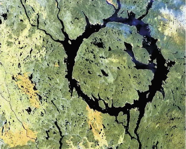 Космос. Все о звездах, планетах, космических странниках