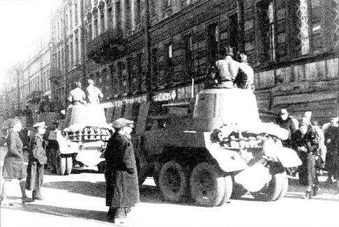 "Танки, вперед". Курьезы танковой войны в битве за Ленинград 1941-1944 гг. "Танки, вперед". Курьезы танковой войны в битве за Ленинград 1941-1944 гг.
