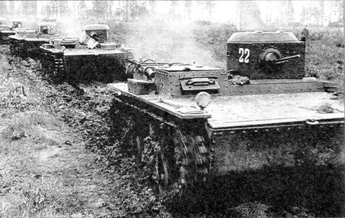 "Танки, вперед". Курьезы танковой войны в битве за Ленинград 1941-1944 гг. "Танки, вперед". Курьезы танковой войны в битве за Ленинград 1941-1944 гг.