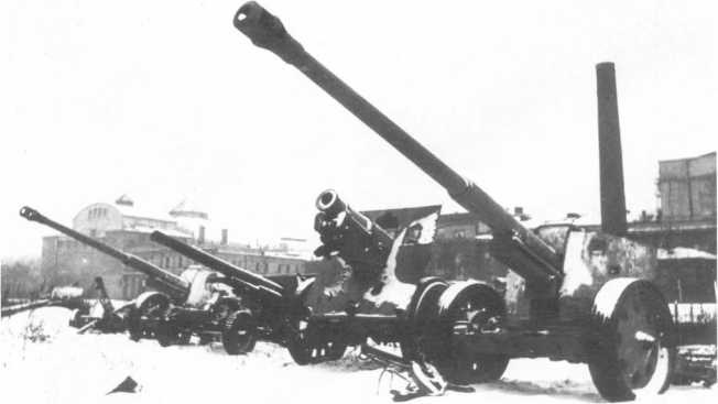 Противотанковая артиллерия Вермахта во Второй Мировой войне. От "дверных колотушек" до "убийц танков" Противотанковая артиллерия Вермахта во Второй Мировой войне. От "дверных колотушек" до "убийц танков"