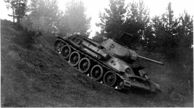 Наследники «Тридцатьчетверки» – Т-34М, Т-43, Т-34-100, Т-44 Наследники «Тридцатьчетверки» – Т-34М, Т-43, Т-34-100, Т-44