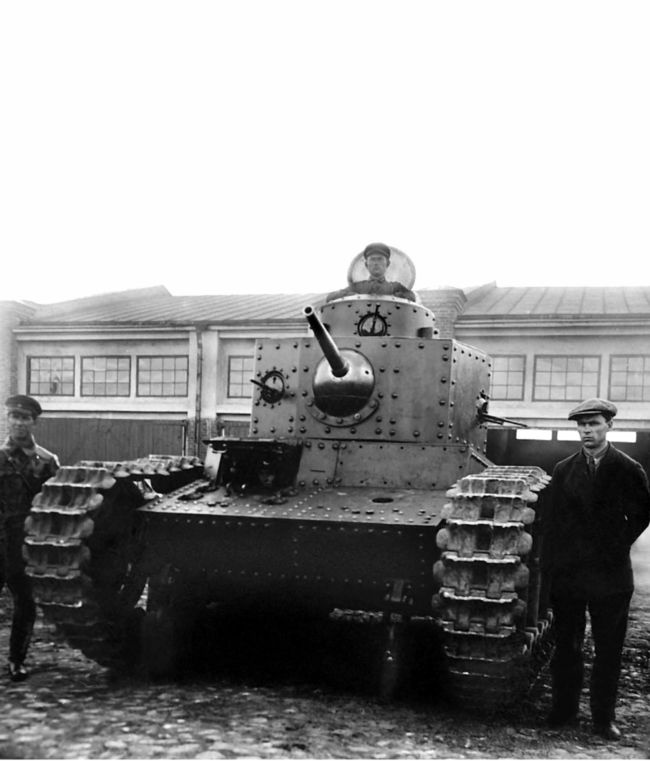 Маневренные танки СССР Т-12, Т-24, ТГ, Д-4 и др. Маневренные танки СССР Т-12, Т-24, ТГ, Д-4 и др.