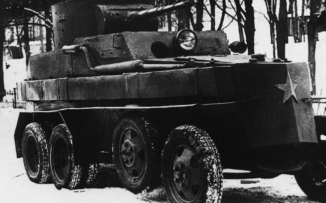 Броня на колесах. История советского бронеавтомобиля 1925-1945 гг. Броня на колесах. История советского бронеавтомобиля 1925-1945 гг.