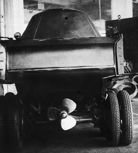Броня на колесах. История советского бронеавтомобиля 1925-1945 гг. Броня на колесах. История советского бронеавтомобиля 1925-1945 гг.