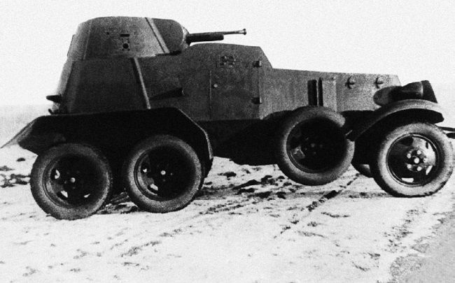 Броня на колесах. История советского бронеавтомобиля 1925-1945 гг. Броня на колесах. История советского бронеавтомобиля 1925-1945 гг.