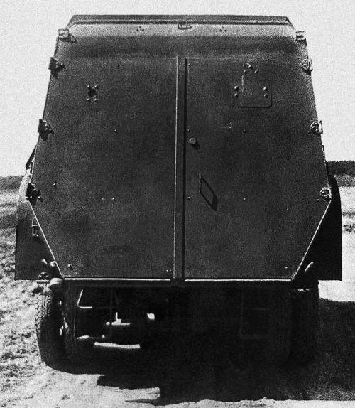 Броня на колесах. История советского бронеавтомобиля 1925-1945 гг. Броня на колесах. История советского бронеавтомобиля 1925-1945 гг.