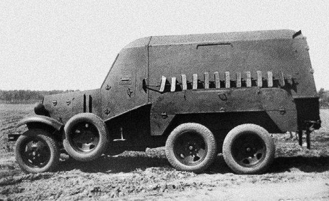 Броня на колесах. История советского бронеавтомобиля 1925-1945 гг. Броня на колесах. История советского бронеавтомобиля 1925-1945 гг.