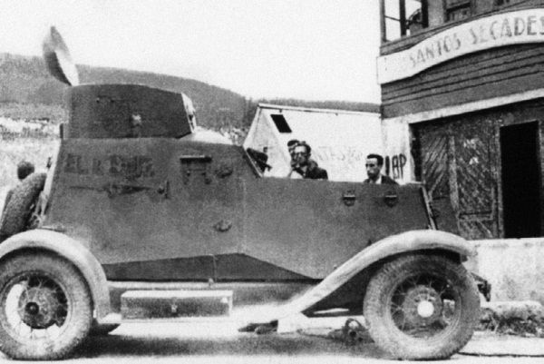 Броня на колесах. История советского бронеавтомобиля 1925-1945 гг. Броня на колесах. История советского бронеавтомобиля 1925-1945 гг.