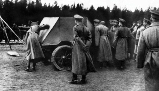 Броня русской армии. Бронеавтомобили и бронепоезда в Первой мировой войне Броня русской армии. Бронеавтомобили и бронепоезда в Первой мировой войне