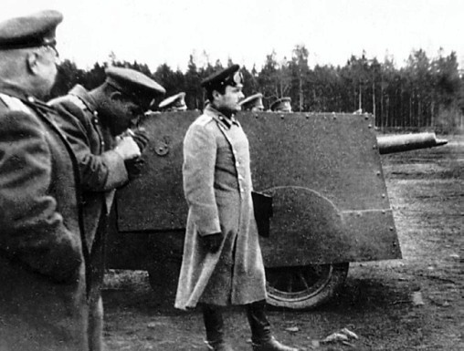 Броня русской армии. Бронеавтомобили и бронепоезда в Первой мировой войне Броня русской армии. Бронеавтомобили и бронепоезда в Первой мировой войне