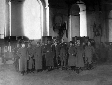 Броня русской армии. Бронеавтомобили и бронепоезда в Первой мировой войне Броня русской армии. Бронеавтомобили и бронепоезда в Первой мировой войне