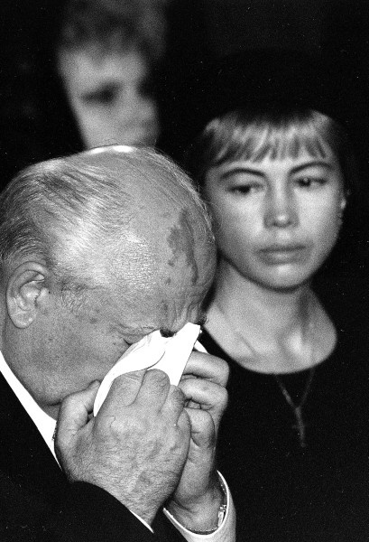 Горбачев. Его жизнь и время Горбачев. Его жизнь и время