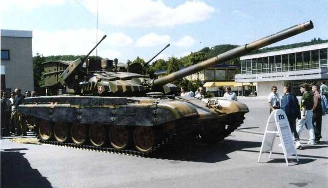 Т-72. Уральская броня против НАТО Т-72. Уральская броня против НАТО