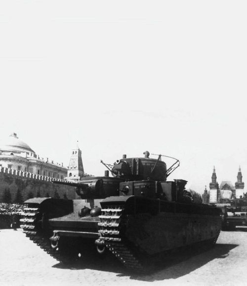 Сухопутные линкоры Сталина Сухопутные линкоры Сталина