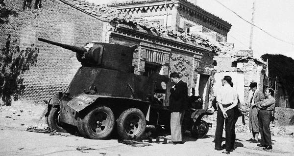 Бронемашины Сталина, 1925-1945 Бронемашины Сталина, 1925-1945