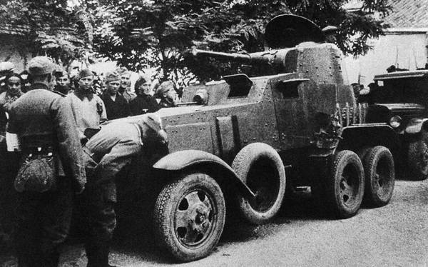 Бронемашины Сталина, 1925-1945 Бронемашины Сталина, 1925-1945