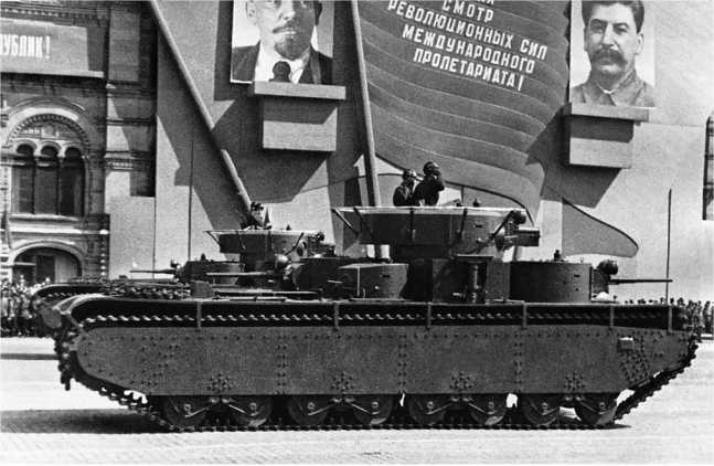 Советский тяжелый танк Т-35. "Сталинский монстр" Советский тяжелый танк Т-35. "Сталинский монстр"