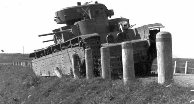 Советский тяжелый танк Т-35. "Сталинский монстр" Советский тяжелый танк Т-35. "Сталинский монстр"
