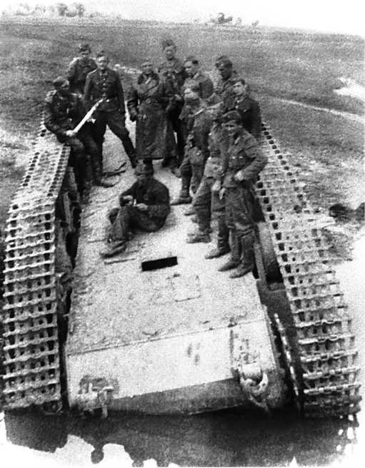 Советский тяжелый танк Т-35. "Сталинский монстр" Советский тяжелый танк Т-35. "Сталинский монстр"