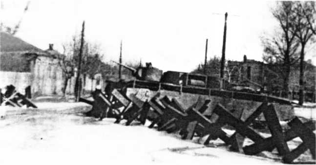 Советский тяжелый танк Т-35. "Сталинский монстр" Советский тяжелый танк Т-35. "Сталинский монстр"