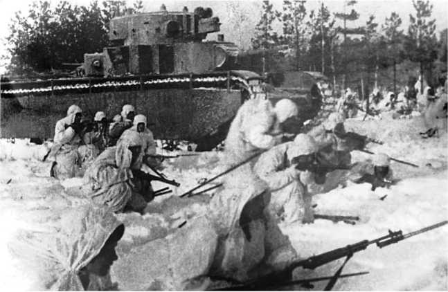 Советский тяжелый танк Т-35. "Сталинский монстр" Советский тяжелый танк Т-35. "Сталинский монстр"