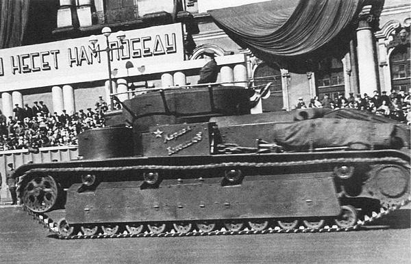 Средний танк Т-28. Трёхглавый монстр Сталина Средний танк Т-28. Трёхглавый монстр Сталина