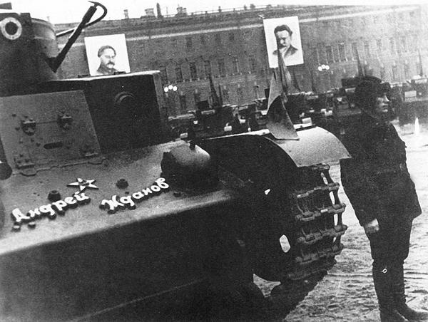 Средний танк Т-28. Трёхглавый монстр Сталина Средний танк Т-28. Трёхглавый монстр Сталина