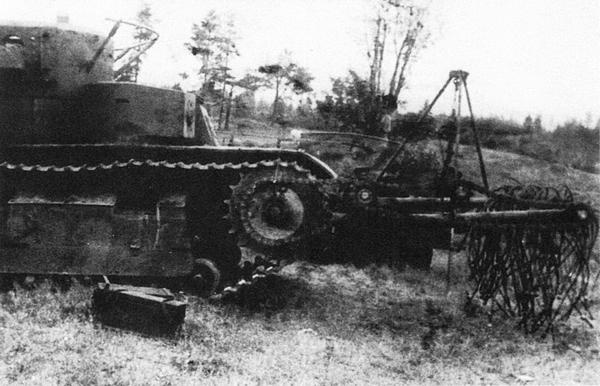 Средний танк Т-28. Трёхглавый монстр Сталина Средний танк Т-28. Трёхглавый монстр Сталина