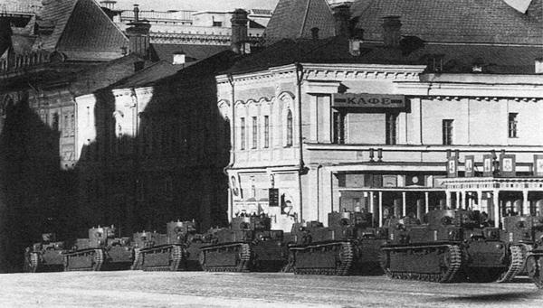 Средний танк Т-28. Трёхглавый монстр Сталина Средний танк Т-28. Трёхглавый монстр Сталина