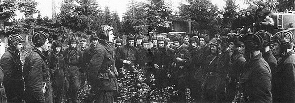 Средний танк Т-28. Трёхглавый монстр Сталина Средний танк Т-28. Трёхглавый монстр Сталина