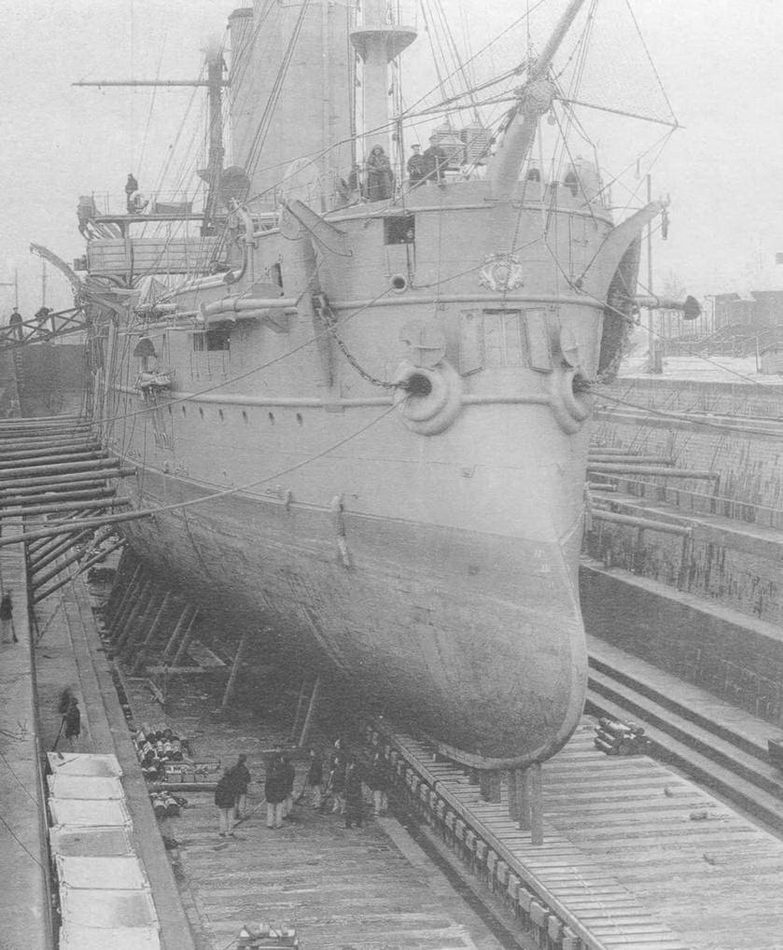 Полуброненосный фрегат “Память Азова” (1885-1925) Полуброненосный фрегат “Память Азова” (1885-1925)