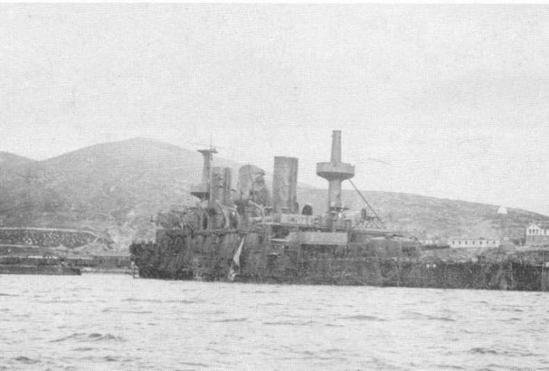 На броненосце “Пересвет". 1903-1905 гг.
