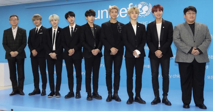 BTS. Биография группы, покорившей мир BTS. Биография группы, покорившей мир