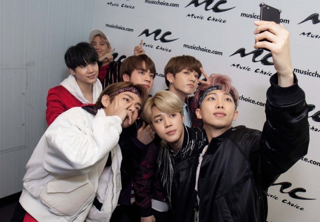 BTS. Биография группы, покорившей мир BTS. Биография группы, покорившей мир