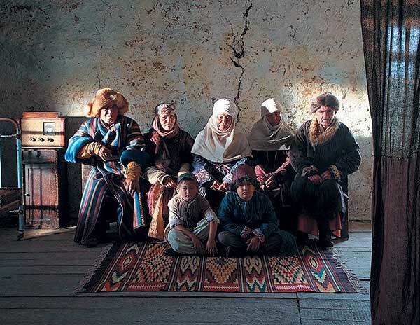 Оттенки русского. Очерки отечественного кино Оттенки русского. Очерки отечественного кино