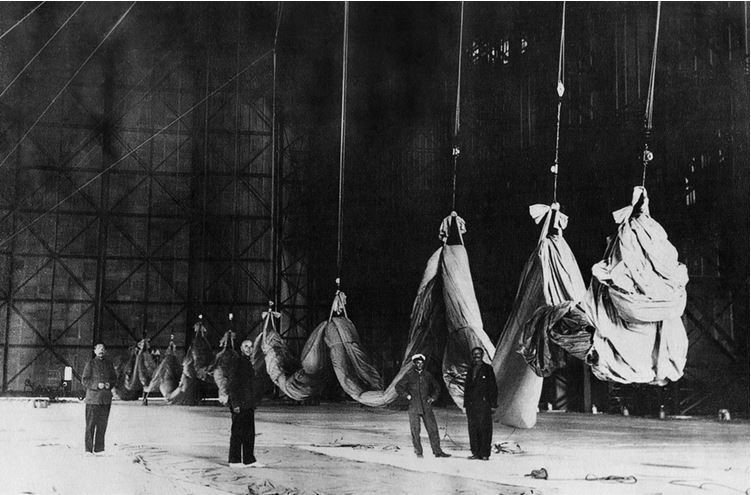 Девятьсот часов неба. Неизвестная история дирижабля «СССР-В6» Девятьсот часов неба. Неизвестная история дирижабля «СССР-В6»