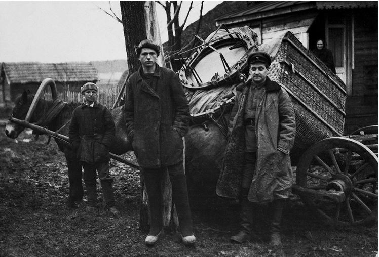 Девятьсот часов неба. Неизвестная история дирижабля «СССР-В6» Девятьсот часов неба. Неизвестная история дирижабля «СССР-В6»