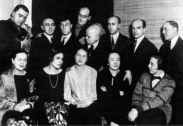 Владимир Маяковский. Роковой выстрел. Документы, свидетельства, исследования Владимир Маяковский. Роковой выстрел. Документы, свидетельства, исследования